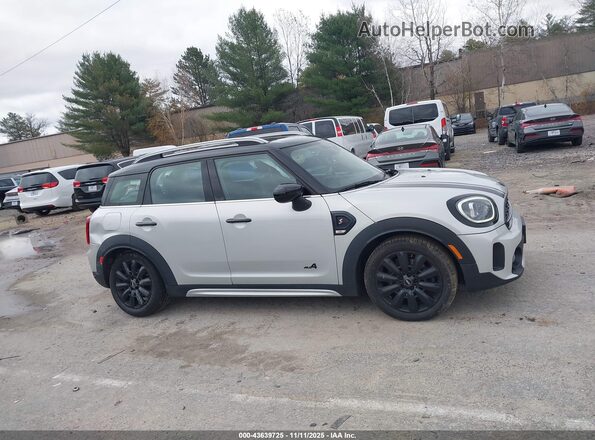 WMZ83BR0XP3P87475 2023 MINI COUNTRYMAN Серебряный Вид задней части салона