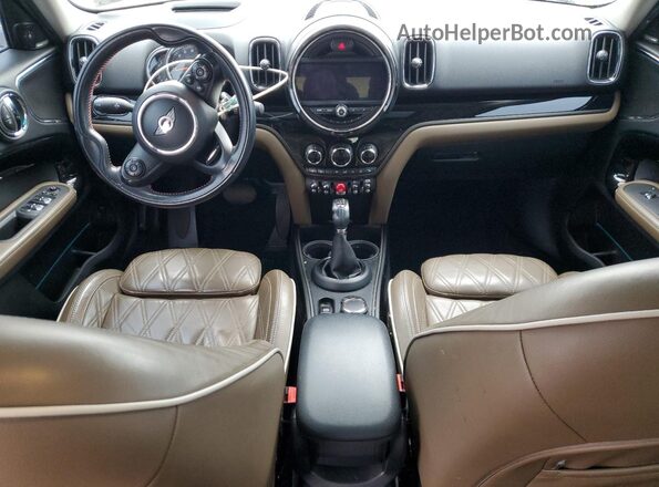 WMZYV5C37J3E04407 2018 MINI COOPER Black Widok deski rozdzielczej