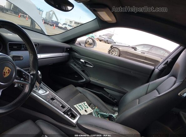 WP0AA2A97HS106276 2017 PORSCHE 911 Серебряный Вид спереди