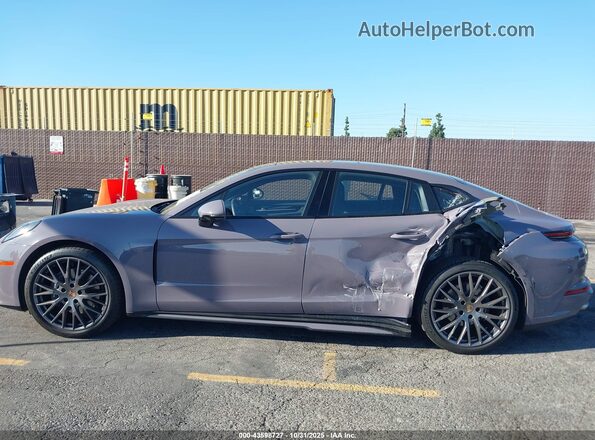 WP0AA2YA0SL007719 2025 PORSCHE PANAMERA Purple Widok wnętrza 360 stopni