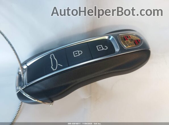 WP0AA2YA3SL004779 2025 PORSCHE PANAMERA Gray Widok deski rozdzielczej