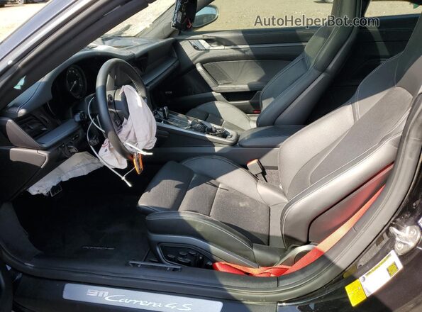 WP0AB2A90LS225261 2020 PORSCHE 911 Black Widok wnętrza z przodu