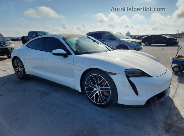WP0AB2Y11MSA44545 2021 PORSCHE TAYCAN Белый Передняя правая четверть
