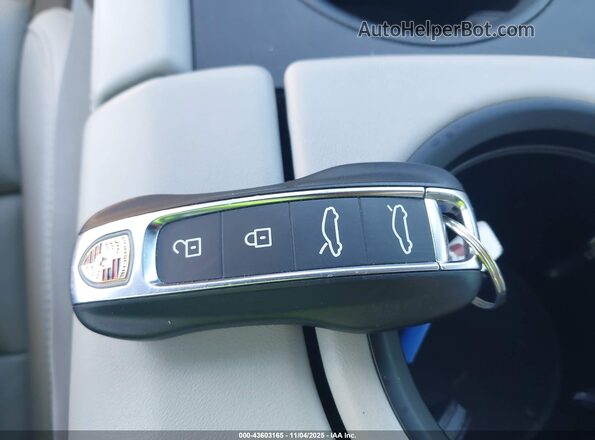 WP0AB2Y14MSA43521 2021 PORSCHE TAYCAN Черный Вид панели приборов