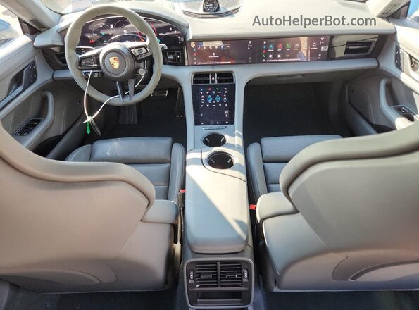 WP0CD2Y15PSA90273 2023 PORSCHE TAYCAN Синий Вид панели приборов