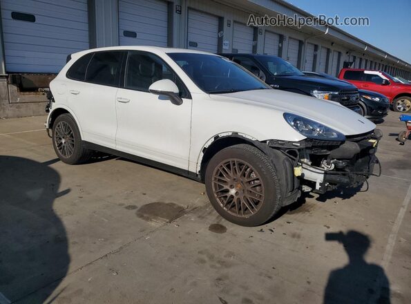 WP1AA2A29HKA87795 2017 PORSCHE CAYENNE White Front right
