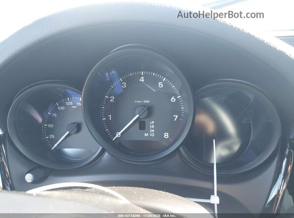 WP1AA2A52RLB02725 2024 PORSCHE MACAN White Vista de los asientos traseros