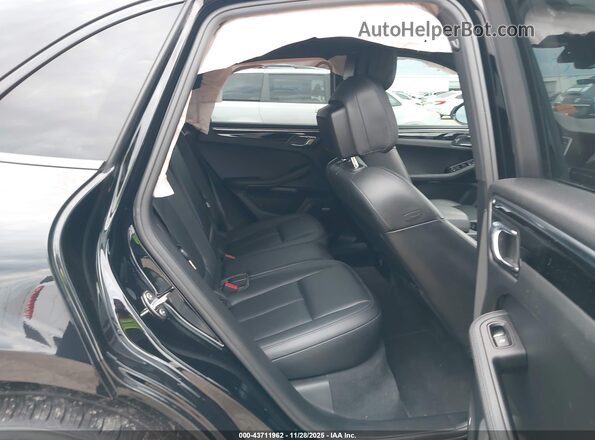 WP1AA2A57LLB04588 2020 PORSCHE MACAN Black Widok naklejki z numerem VIN