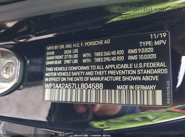 WP1AA2A57LLB04588 2020 PORSCHE MACAN Black Widok komory silnika