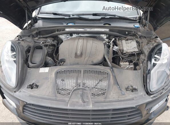 WP1AA2A57LLB04588 2020 PORSCHE MACAN Black Widok z tyłu