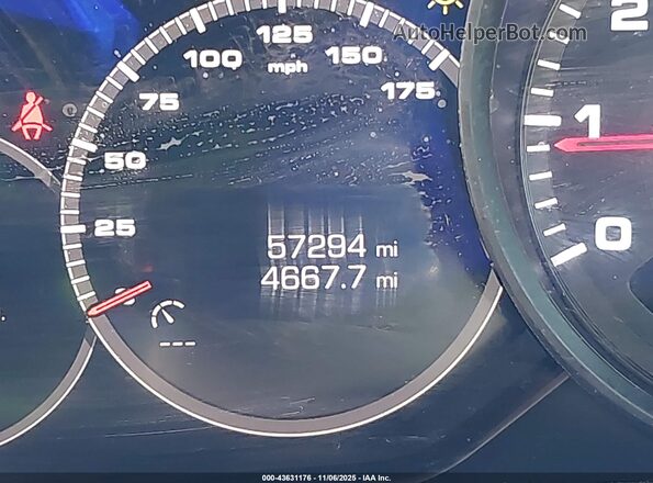 WP1AA2AY3LDA07215 2020 PORSCHE CAYENNE Черный 