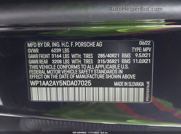 WP1AA2AY5NDA07025 2022 PORSCHE CAYENNE Black Вид підкапотного простору