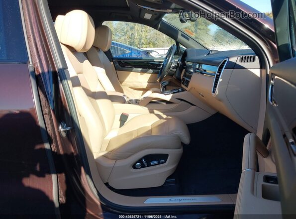 WP1AA2AY7LDA04737 2020 PORSCHE CAYENNE Purple Vista interior delantera