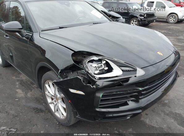 WP1AA2AY9LDA09888 2020 PORSCHE CAYENNE Черный Вид спереди