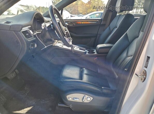 WP1AB2A55GLB53484 2016 PORSCHE MACAN White Vista interior delantera