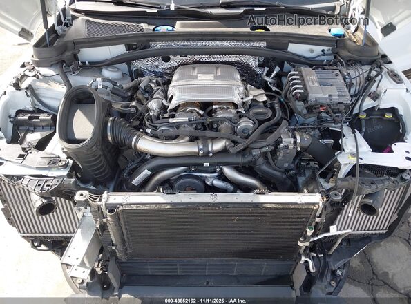 WP1AG2A52PLB38135 2023 PORSCHE MACAN Белый Вид сзади