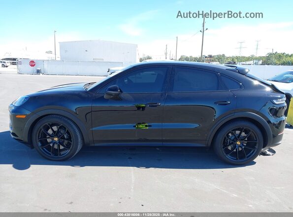 WP1BA2AY6RDA52436 2024 PORSCHE CAYENNE Black Widok wnętrza 360 stopni