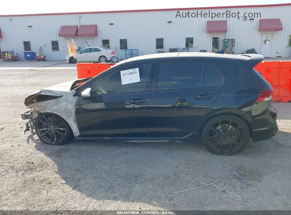 WVWEB7CD6RW208174 2024 VOLKSWAGEN GOLF Черный Вид задней части салона