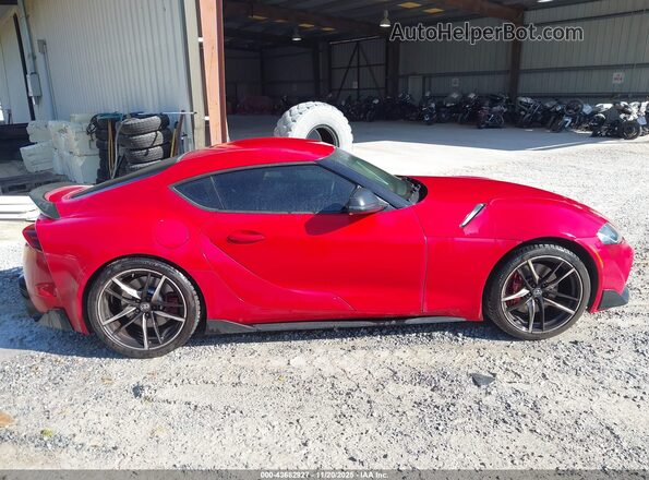 WZ1DB0C02MW042407 2021 TOYOTA GR SUPRA Красный Вид задней части салона