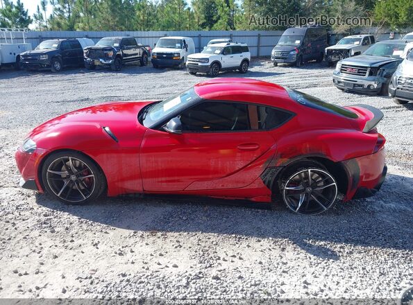 WZ1DB0C02MW042407 2021 TOYOTA GR SUPRA Красный Панорамный вид салона 360°