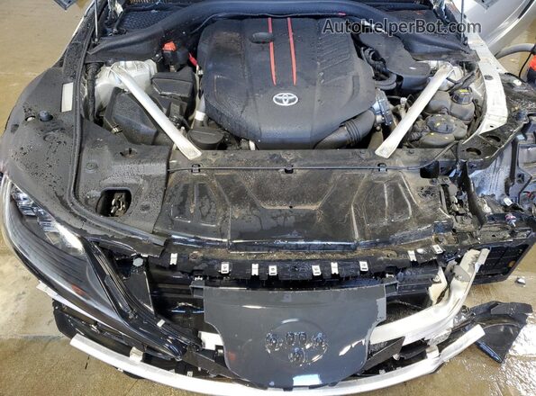WZ1DB0C05MW043888 2021 TOYOTA SUPRA Серебряный Вид задней части салона