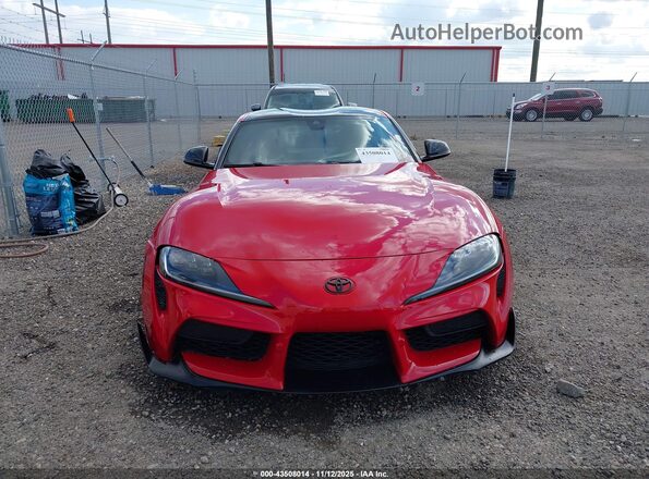 WZ1DB0C06NW052746 2022 TOYOTA GR SUPRA Красный Вид щитка приборов