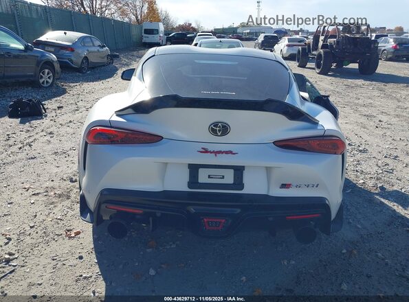 WZ1DB0G02PW053972 2023 TOYOTA GR SUPRA Белый 