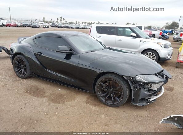 WZ1DB2C04MW042825 2021 TOYOTA GR SUPRA Черный Передняя правая четверть