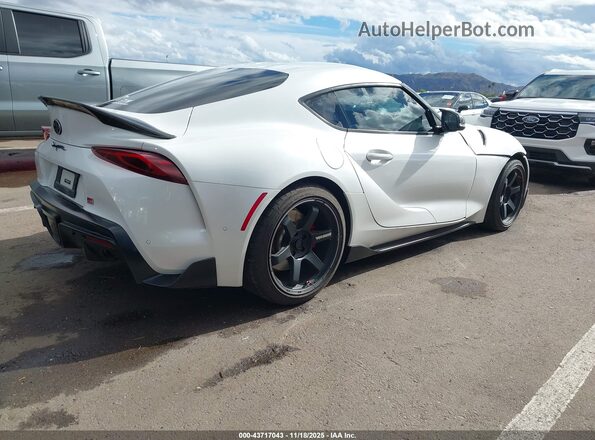 WZ1DB4C03LW020471 2020 TOYOTA GR SUPRA White Հետևի աջ