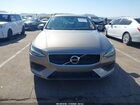 2020 Volvo V60 T5 Momentum Золотой vin: YV1102EK8L2376930