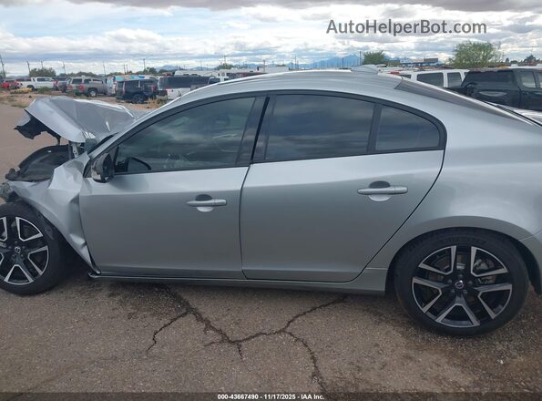 YV126MFL5H2421433 2017 VOLVO S60 Серебряный 