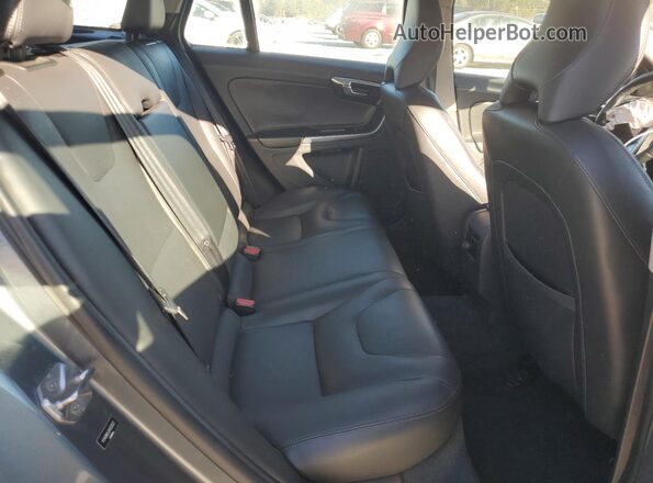 YV140MEK2H1337627 2017 VOLVO V60 Gray Vista de los asientos traseros