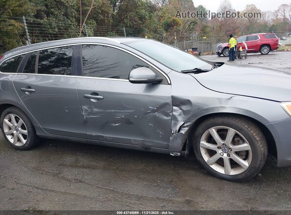 YV140MEK4G1296965 2016 VOLVO V60 Silver Вид задньої частини салону