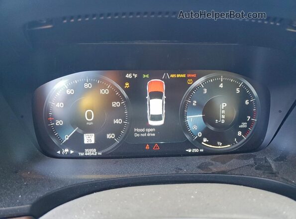 YV1A22ML8H1005557 2017 VOLVO S90 Gray Vista del cuadro de instrumentos