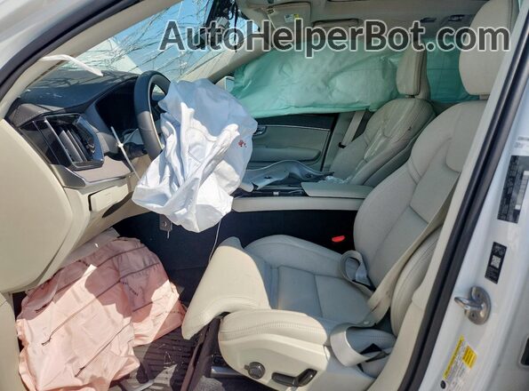 YV4062JF7T1435767 2026 VOLVO XC90 Белый Вид салона спереди