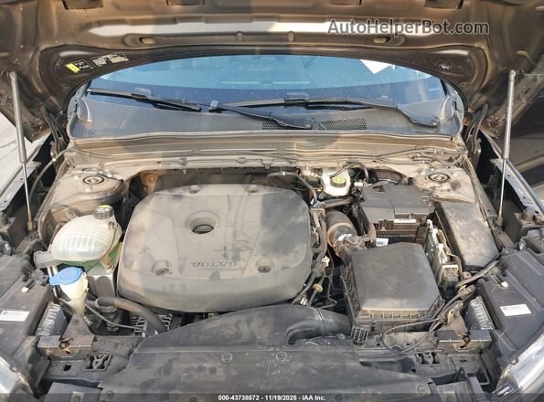 YV4162UKXM2455746 2021 VOLVO XC40 Black უკანა ხედი