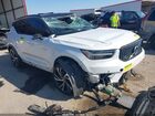 2021 Volvo Xc40 T5 R-design White vin: YV4162UMXM2437877