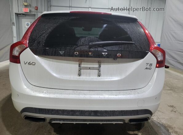 YV440MWK8H1037995 2017 VOLVO V60 White Widok z tyłu