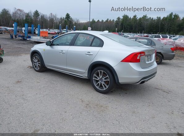 YV4612UM5G2000653 2016 VOLVO S60 CROSS COUNTRY Silver Задня ліва чверть