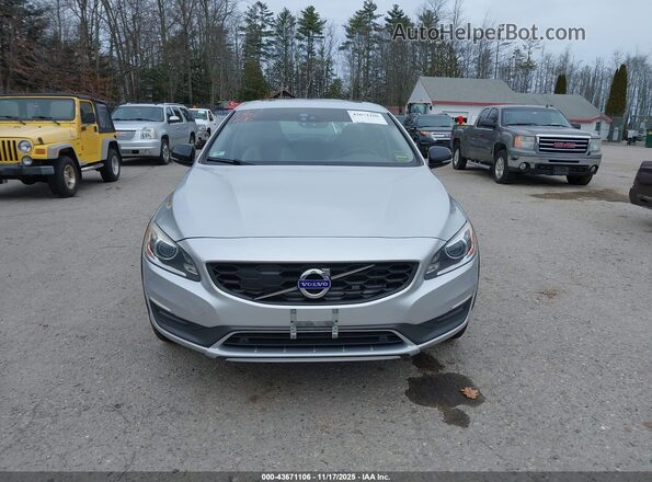 YV4612UM5G2000653 2016 VOLVO S60 CROSS COUNTRY Silver Вид щитка приладів