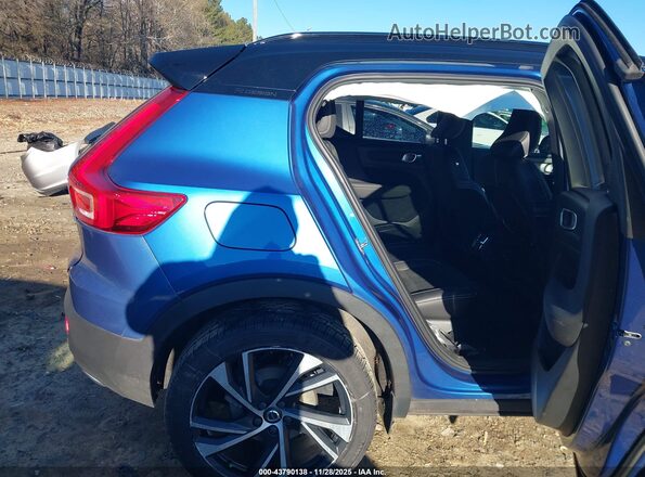 YV4AC2HM0L2284251 2020 VOLVO XC40 Blue Вид наклейки з VIN-кодом