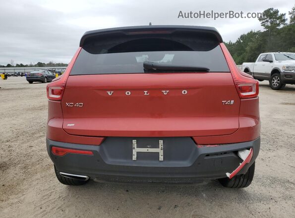 YV4AC2HM9K2074892 2019 VOLVO XC40 Красный Вид сзади