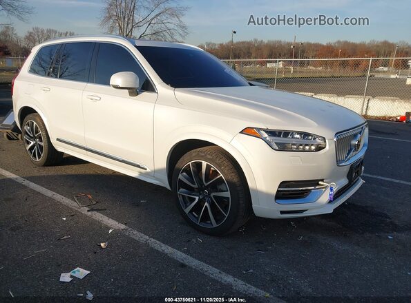 YV4BR00KXM1767349 2021 VOLVO XC90 RECHARGE PLUG-IN HYBRID White Przód prawy