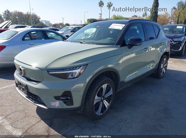 YV4ED3UL9P2108340 2023 VOLVO XC40 RECHARGE PURE ELECTRIC Green Front left