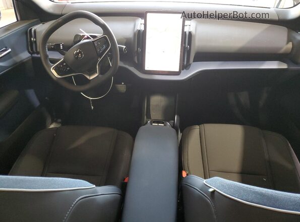 YV4EK3ZK5SS141236 2025 VOLVO EX30 Черный Вид панели приборов
