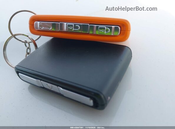 YV4H60CE9R1173352 2024 VOLVO XC90 RECHARGE PLUG-IN HYBRID Blue წინა პანელის ხედი