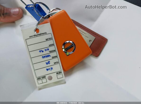 YV4H60LE5R1247558 2024 VOLVO XC90 RECHARGE PLUG-IN HYBRID Gray Առջևի վահանակի տեսք