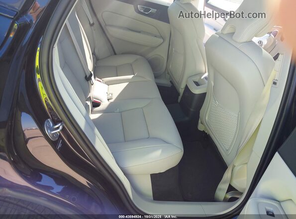 YV4H60RCXS1049604 2025 VOLVO XC60 PLUG-IN HYBRID Черный Вид наклейки с VIN-кодом