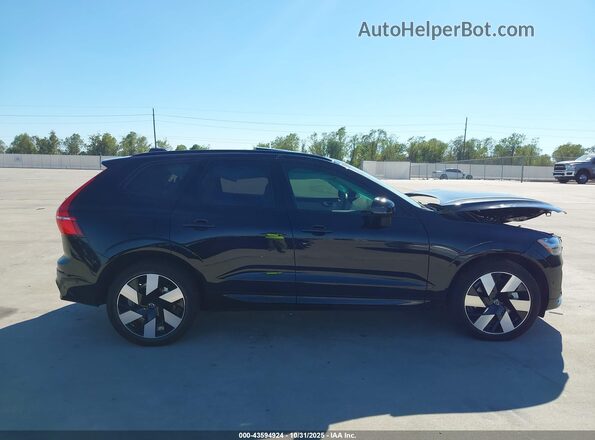 YV4H60RCXS1049604 2025 VOLVO XC60 PLUG-IN HYBRID Черный Вид задней части салона