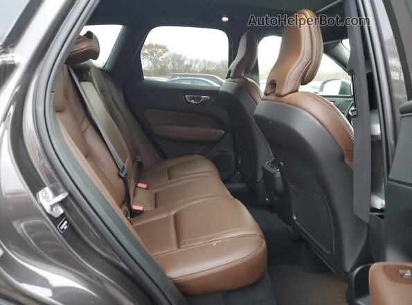 YV4L12DL4N1981409 2022 VOLVO XC60 Коричневый Вид задних сидений